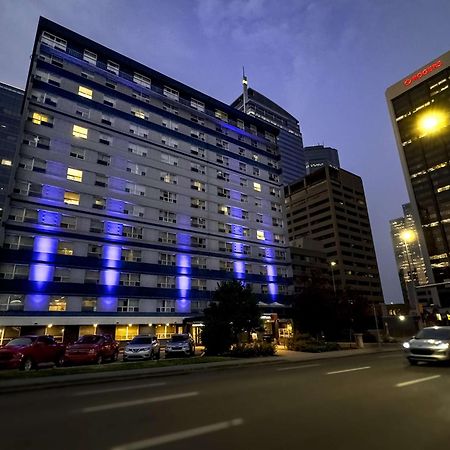 Coast Calgary Downtown Hotel & Suites By Apa Exterior foto